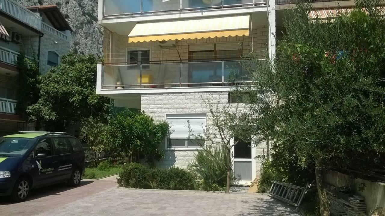 Apartman Renata أوميس المظهر الخارجي الصورة