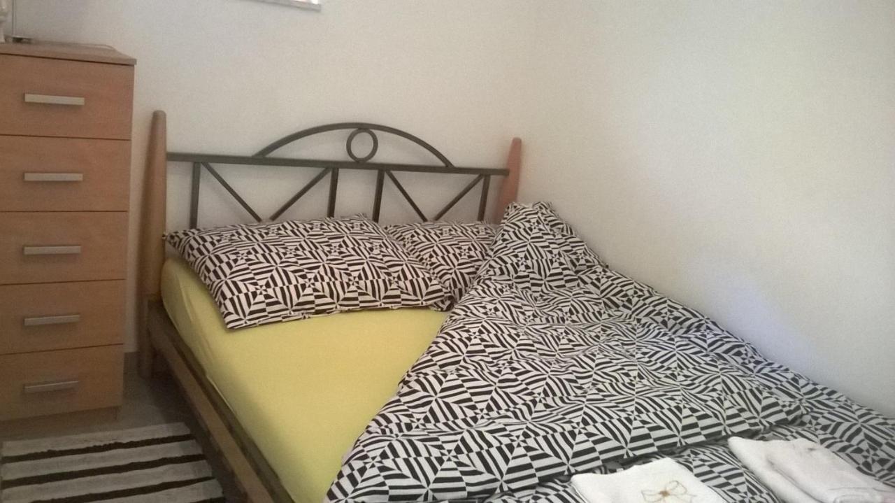 Apartman Renata أوميس المظهر الخارجي الصورة